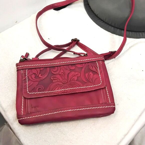 BOC Leather Crossbody Bag 2 compartments Red med Size - Picture 1 of 4